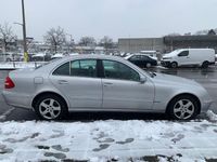 Gebraucht Mercedes E200 122 PS (89 kW) 2005 Silber Limousine