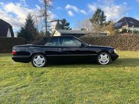 Gebraucht Mercedes E320 220 PS (161 kW) 1995 Schwarz Cabrio