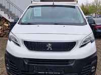 Gebraucht Peugeot Expert Premium 122 PS (89 kW) 2019 Weiß Van