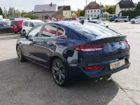 Gebraucht Hyundai i30 Premium 140 PS (102 kW) 2020 Blau Limousine
