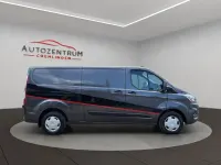 Usado Ford Transit Custom Trend 170 HP (125 kW) 2020 Cinzento Monovolume