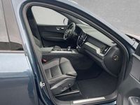 gebraucht Volvo XC60 B4 Mild-Hybrid R-Design Automatik ACC 21"