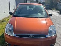 gebraucht Ford Fiesta mk5 Ghia 1.4 80 Ps / Klima / Pdc / Tüv 11/2025