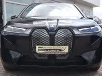 Gebraucht BMW iX 239 kW (326 PS) 2023 Saphirschwarz SUV