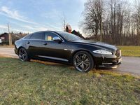 Używany Jaguar XJ 510 KM (375 kW) 2010 Czarny Sedan/Limuzyna