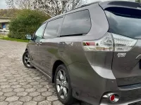 Gebraucht Toyota Sienna 269 PS (197 kW) 2015 Van / Kleinbus