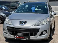 Gebraucht Peugeot 207 Tendance 92 PS (67 kW) 2011 Silber Kombi
