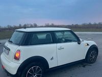 Second-hand Mini ONE 75 CP (55 kW) 2010 Bej Hatchback