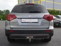 Gebraucht Suzuki Vitara 140 PS (102 kW) 2020 Grau SUV