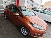 Gebraucht Ford Fiesta SYNC Edition 80 PS (58 kW) 2014 Gold Kleinwagen