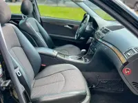 Gebraucht Mercedes E200 Avantgarde 163 PS (119 kW) 2002 Schwarz Limousine