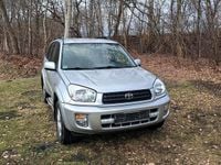 Gebraucht Toyota RAV4 150 PS (110 kW) 2001 Silber SUV