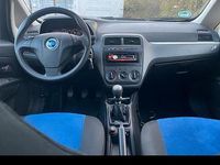 Gebraucht Fiat Punto 77 PS (56 kW) 2008 Schwarz Kleinwagen