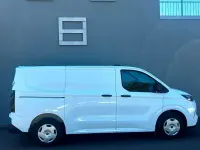 Gebraucht Ford Transit Custom 110 PS (80 kW) 2023 Weiß Van / Kleinbus