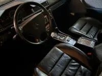 Używany Mercedes E280 193 KM (141 kW) 1994 Niebieski Kombi