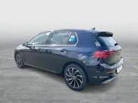 Gebraucht VW Golf VIII Style 150 PS (110 kW) 2024 Schwarz Limousine