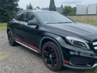 Gebraucht Mercedes GLA250 211 PS (155 kW) 2015 Schwarz SUV