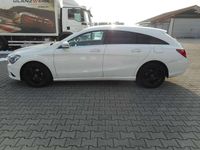 Gebraucht Mercedes CLA200 156 PS (114 kW) 2016 Calcitweiss/zirrusweiss Kombi