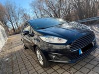 Gebraucht Ford Fiesta 95 PS (69 kW) 2015 Schwarz Limousine