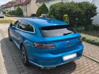 Gebraucht VW Arteon 190 PS (139 kW) 2024 Blau Kombi