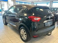 Second-hand Renault Captur Elysee 110 CP (80 kW) 2015 Negru SUV