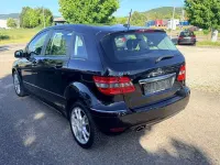 Gebraucht Mercedes B180 Sport 116 PS (85 kW) 2009 Schwarz Van / Kleinbus