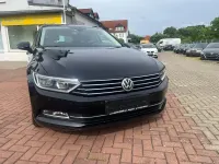 Gebraucht VW Passat Comfortline 120 PS (88 kW) 2018 Deep black (metallic) Kombi
