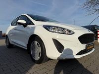 Gebraucht Ford Fiesta Trend 101 PS (74 kW) 2018 Weiß Kleinwagen