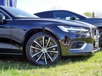 Brugt Volvo V60 Core 351 HK (258 kW) 2023 Sort Stationcar