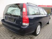 gebraucht Volvo V70 Kombi D5 Momentum, 7 Sitze, Standheizung