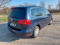 Gebraucht VW Sharan Trendline 140 PS (102 kW) 2012 Blau Van / Kleinbus