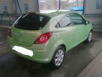 Gebraucht Opel Corsa Selection 69 PS (50 kW) 2010 Grün Kleinwagen