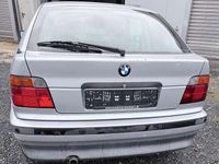 Gebraucht BMW 318 140 PS (102 kW) 1994 Limousine