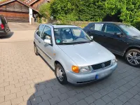 Gebraucht VW Polo Basis 75 PS (55 kW) 1999 Silber Limousine