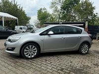 Gebraucht Opel Astra 140 PS (102 kW) 2013 Silber Limousine