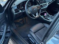 Gebraucht BMW 320e Advantage 204 PS (150 kW) 2021 Grau Kombi