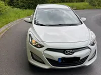 Gebraucht Hyundai i30 Edition 99 PS (72 kW) 2014 Weiß Kombi