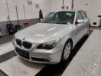 Gebraucht BMW 520 170 PS (125 kW) 2004 Grau Limousine