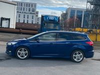 Second-hand Ford Focus 182 CP (133 kW) 2018 Albastru Break