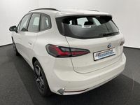 Gebraucht BMW 218 Sport Line 150 PS (110 kW) 2023 Weiß Van / Kleinbus