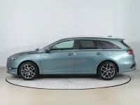 Gebraucht Kia Ceed Gold 140 PS (102 kW) 2025 Grau Kleinwagen