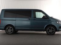 Używany VW Multivan Trendline 150 KM (110 kW) 2016 Zielony Minivan