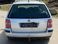 Gebraucht VW Passat 101 PS (74 kW) 2005 Silber Kombi
