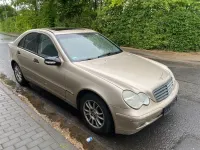 Gebraucht Mercedes C180 Elegance 143 PS (105 kW) 2003 Beige Limousine