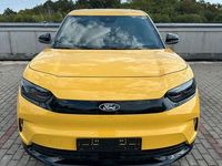 Neu Ford Capri Extended Range 210 kW (286 PS) 2026 Gelb SUV