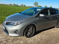 Gebraucht Toyota Auris Hybrid 99 PS (72 kW) 2015 Grau Limousine