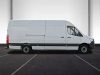 Gebraucht Mercedes Sprinter 170 PS (125 kW) 2025 Arktikweiss Van