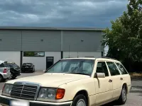 Gebraucht Mercedes 300 113 PS (83 kW) 1991 Gelb Kombi