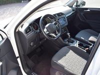 Gebraucht VW Tiguan Life 150 PS (110 kW) 2023 Pure white SUV