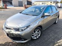 Gebraucht Toyota Auris Comfort 116 PS (85 kW) 2016 Silber Limousine